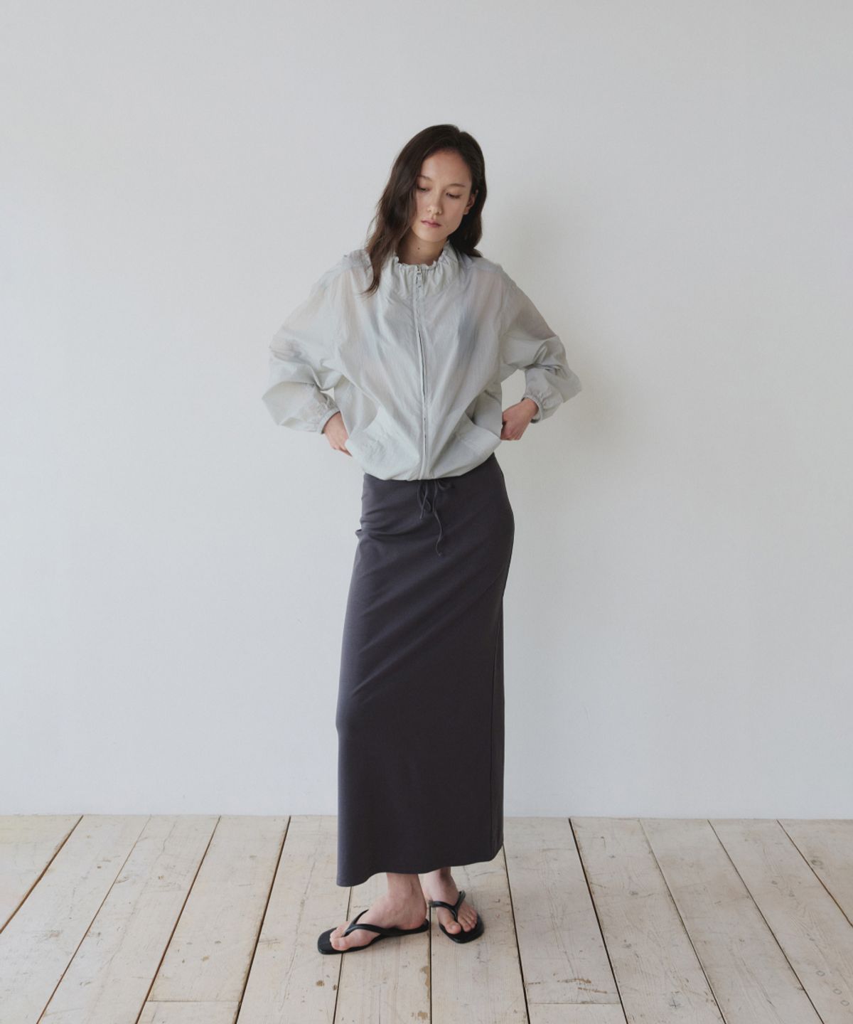 이어닝(YEARNING) SHEER LIGHTWEIGHT ZIP-UP, LIGHT GREY