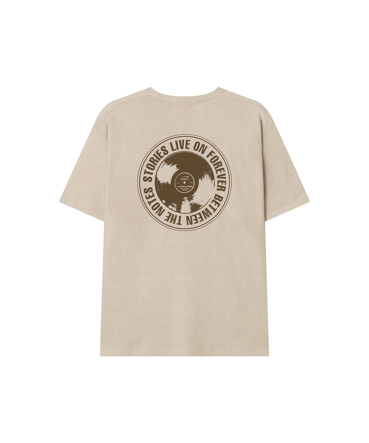 이우트(EEUT) LP POCKET T-SHIRT / LIGHT BEIGE