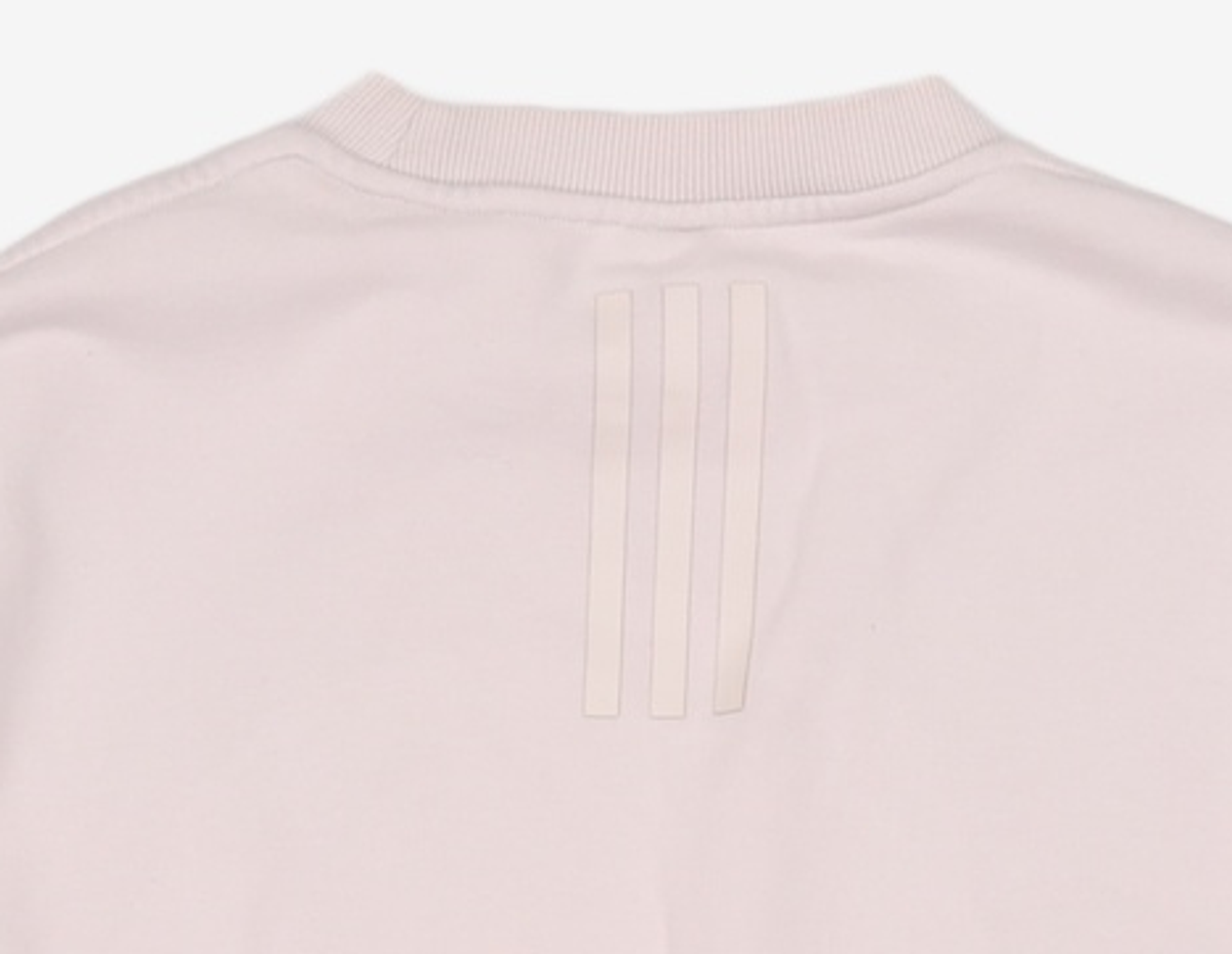 아디다스(ADIDAS) 로고 스웨트셔츠 - 라이트 그레이 / H37068 M