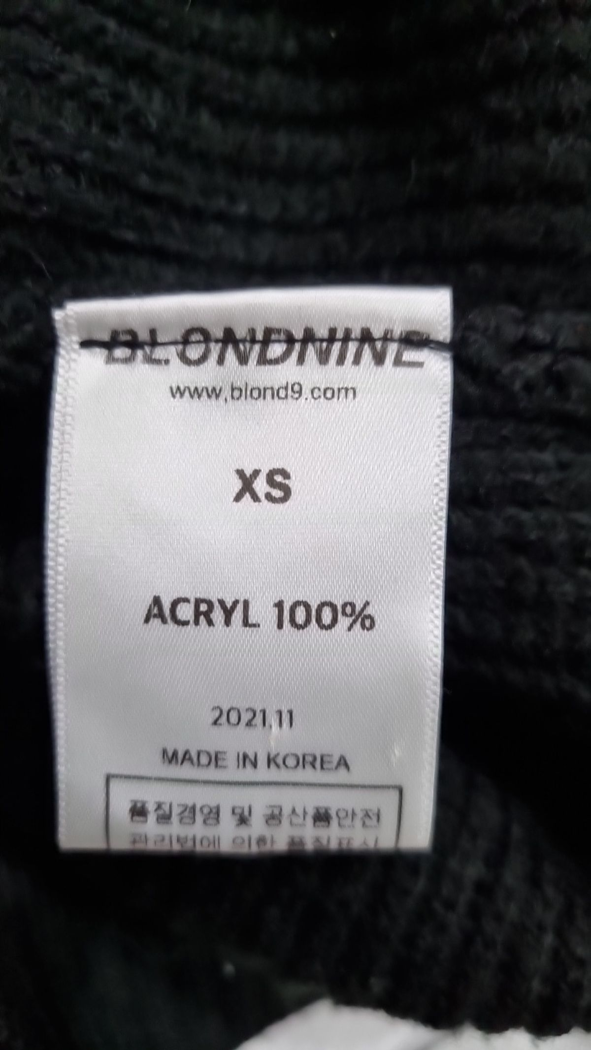 블론드나인(BLOND9) 니트/스웨터 XS
