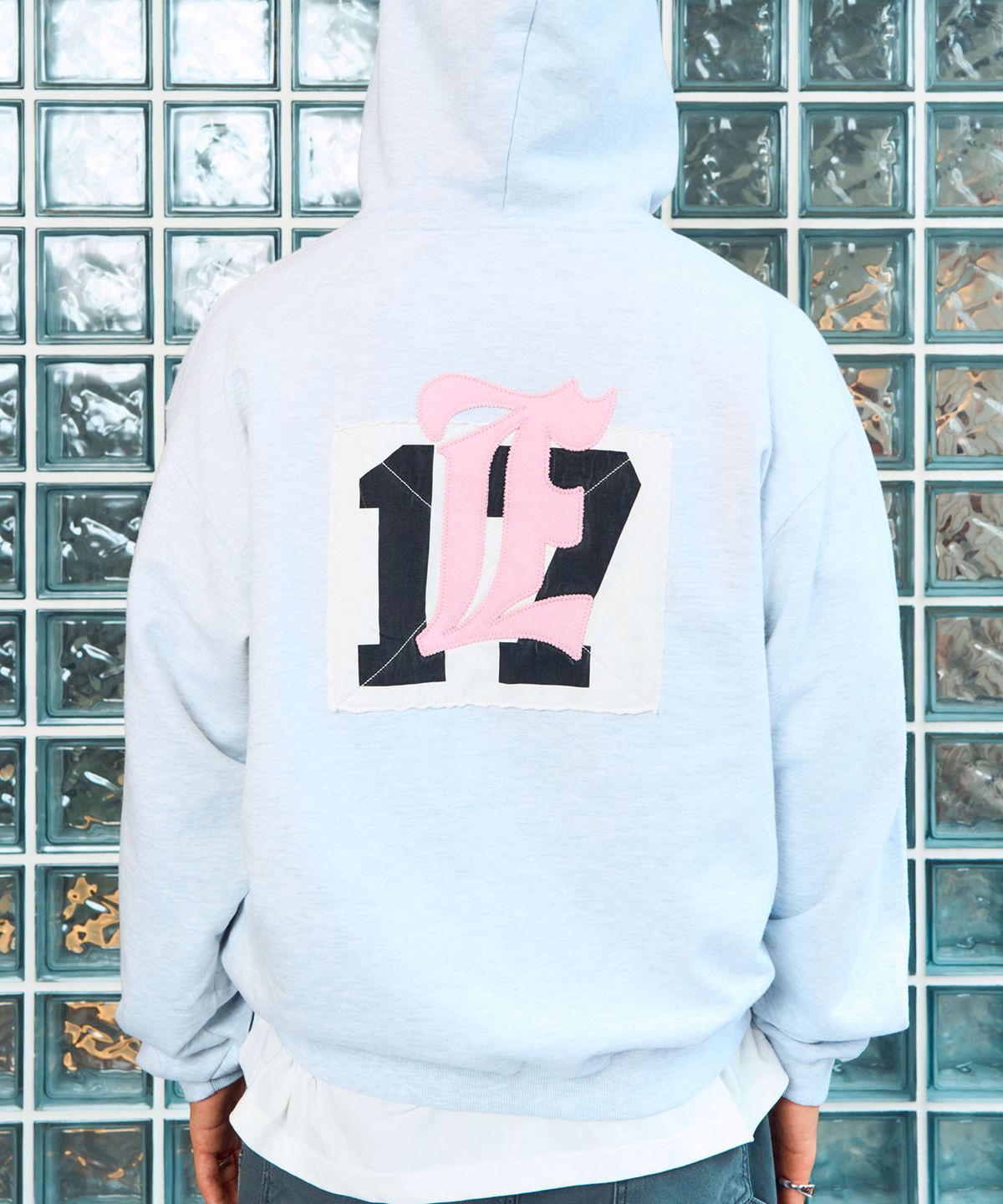 이우트(EEUT) EEUT PATCH SWEAT ZIP-UP / MELANGE WHITE