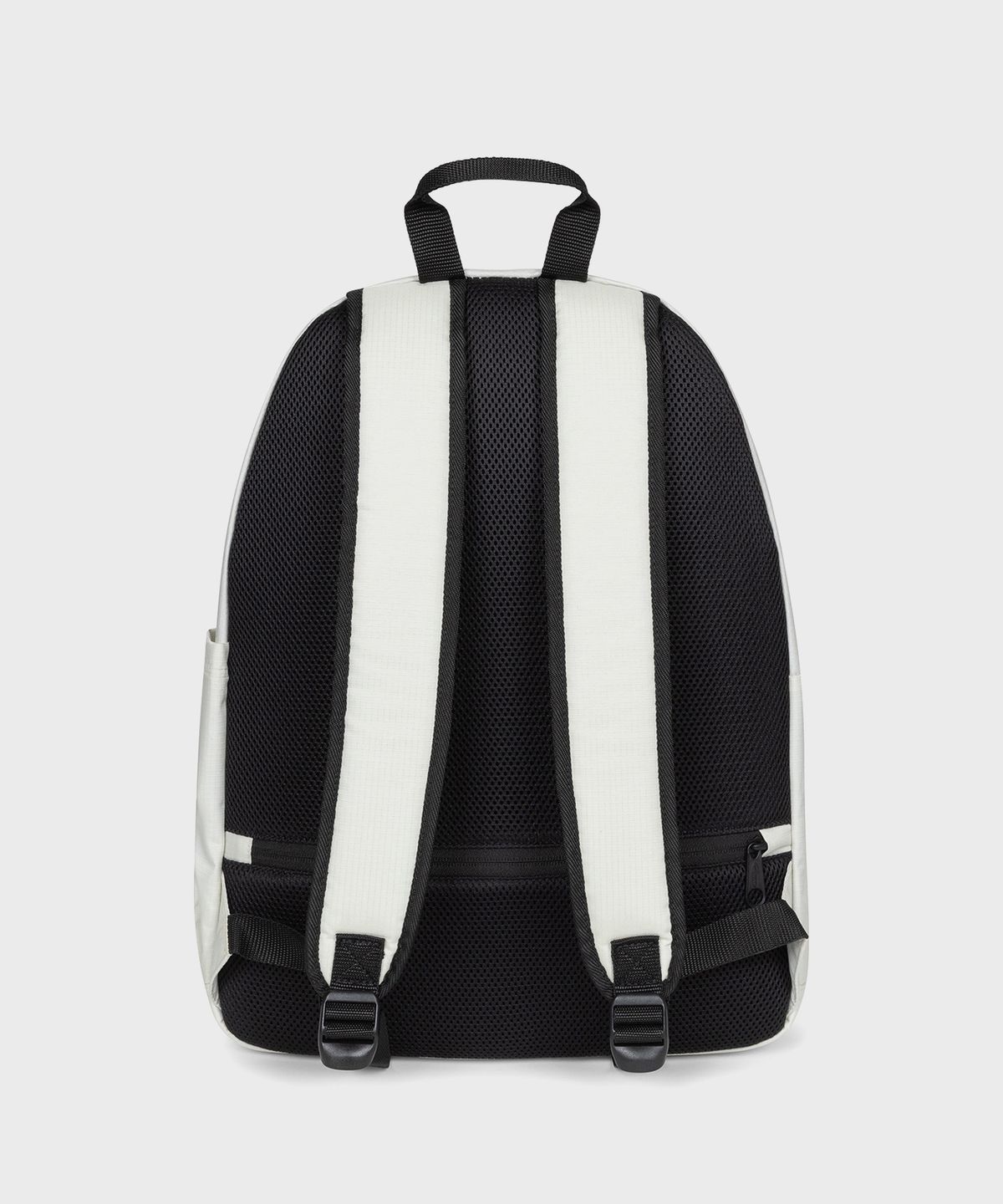 이스트팩(EASTPAK) 애슬래저파커 Athleisure Beige