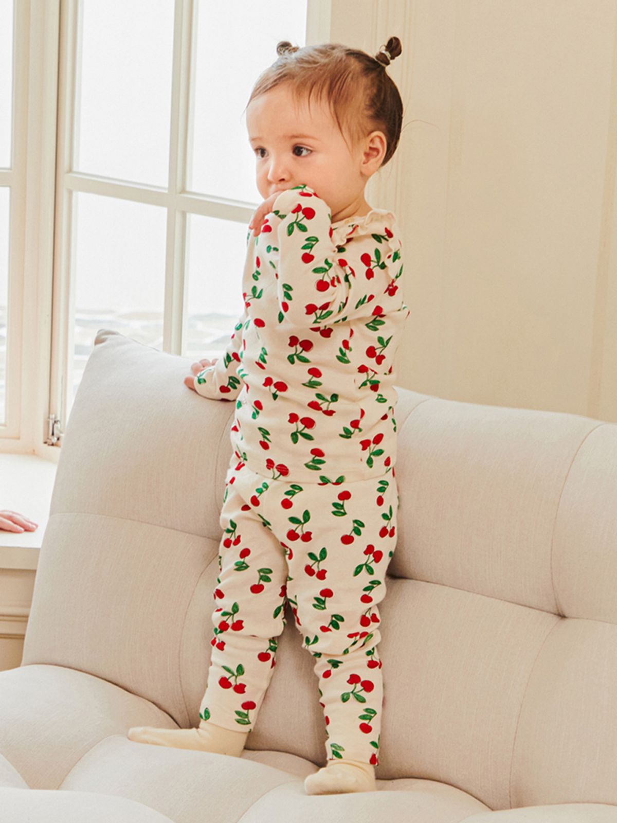 몰리멜리프렌즈(MOLLIMELLI FRIENDS) 리오더입고_체리프릴실내상하복