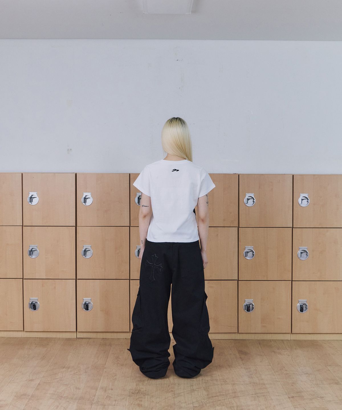 탄산마그네슘(TANSANMAGNESIUM) 탄산 소녀 티셔츠 (화이트)