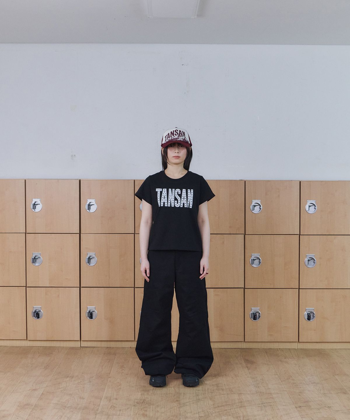 탄산마그네슘(TANSANMAGNESIUM) 탄산 스타 로고 티셔츠 (블랙)