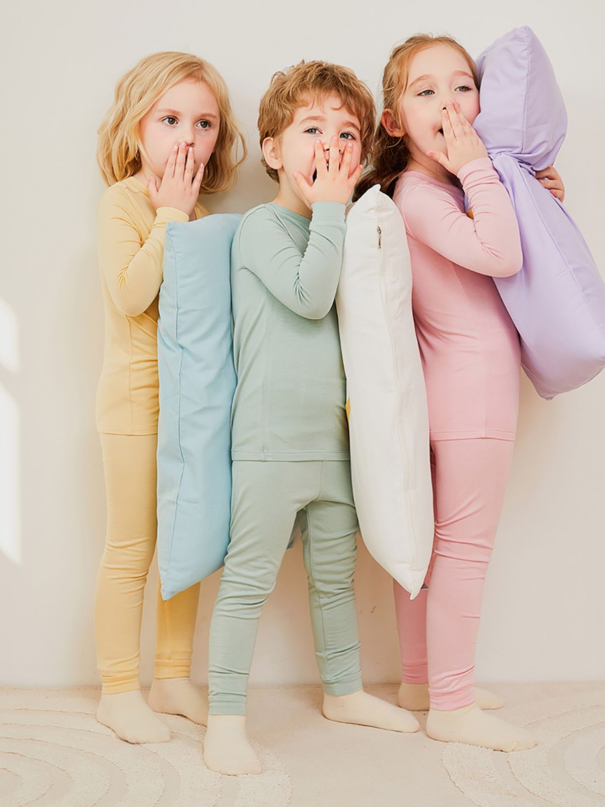 몰리멜리프렌즈(MOLLIMELLI FRIENDS) 쁘띠곰모달실내복