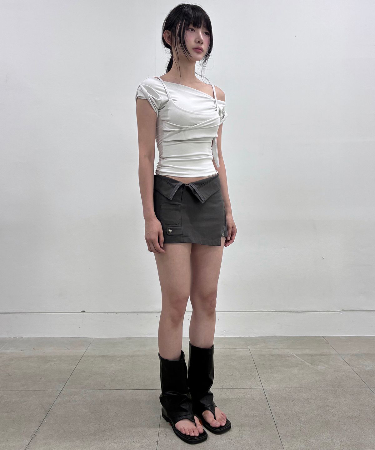 플레어업(FLAREUP) Asymmetrical Folded Skirt (FL-272_Dark Gray)