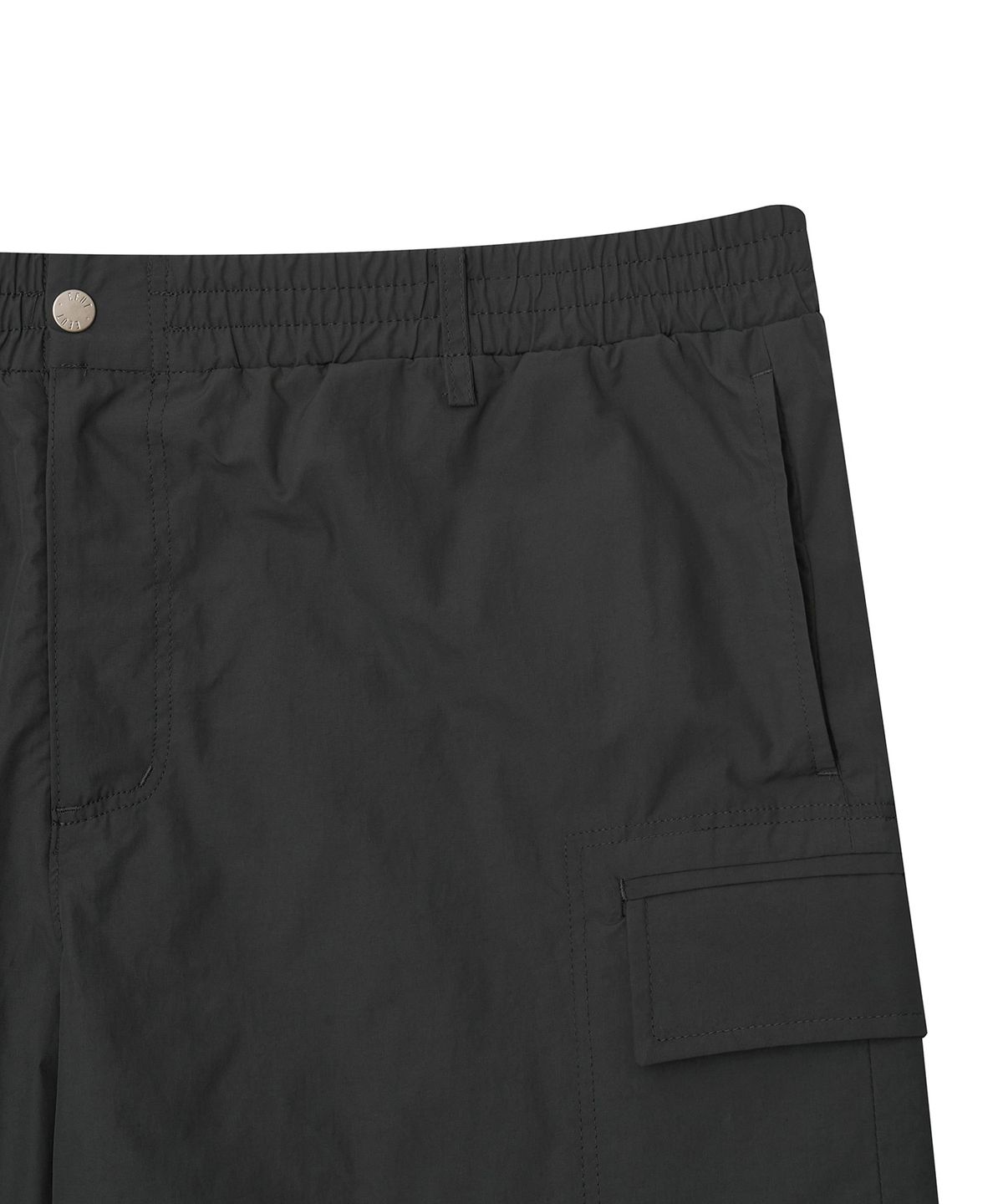 이우트(EEUT) IN POCKET CARGO SHORTS / CHARCOAL