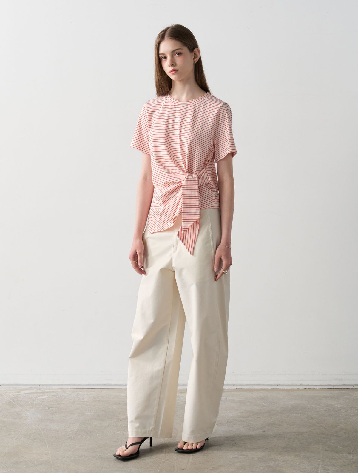 르이엘(LE YIEL) Asymmetric Stripe T-Shirt_Vermilion 비대칭 스트라이프 티셔츠_버밀리언