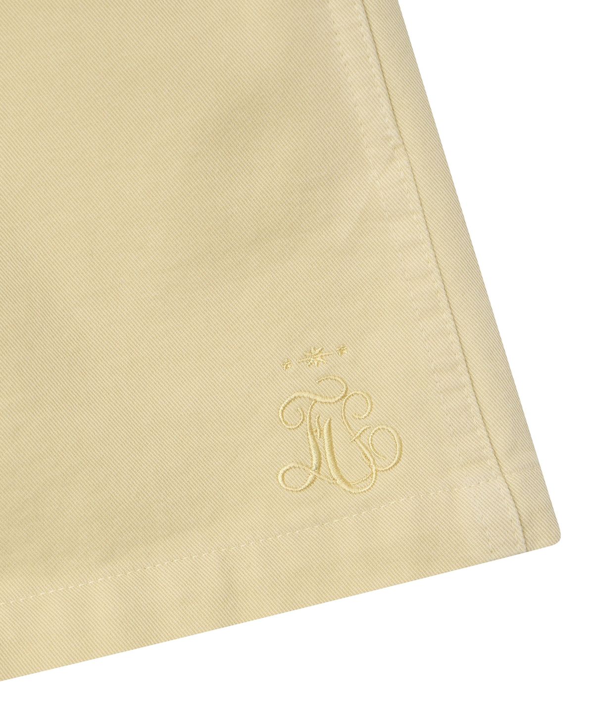 이우트(EEUT) WASHED COTTON BANDING SHORTS / YELLOW