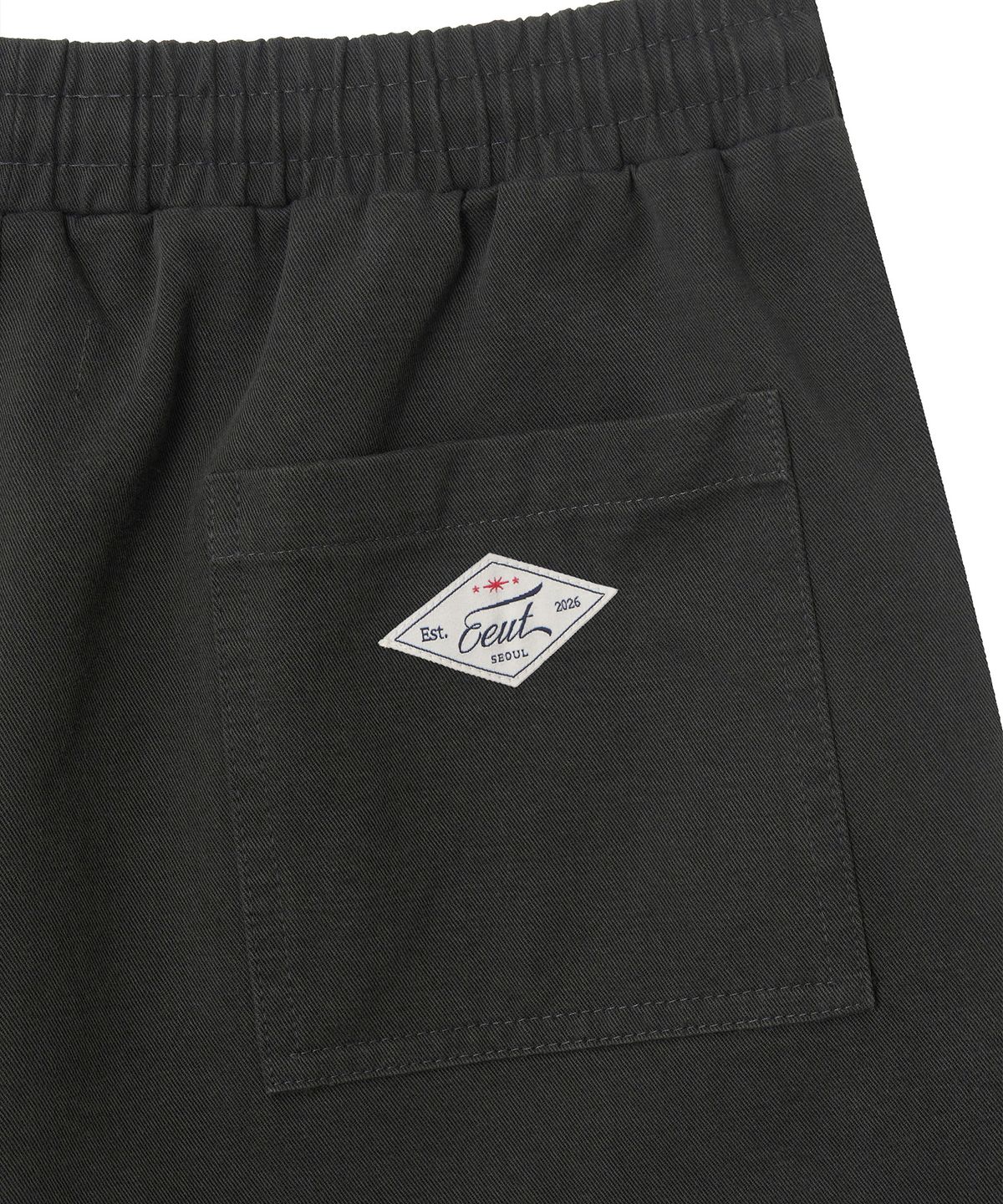 이우트(EEUT) WASHED COTTON BANDING SHORTS / CHARCOAL