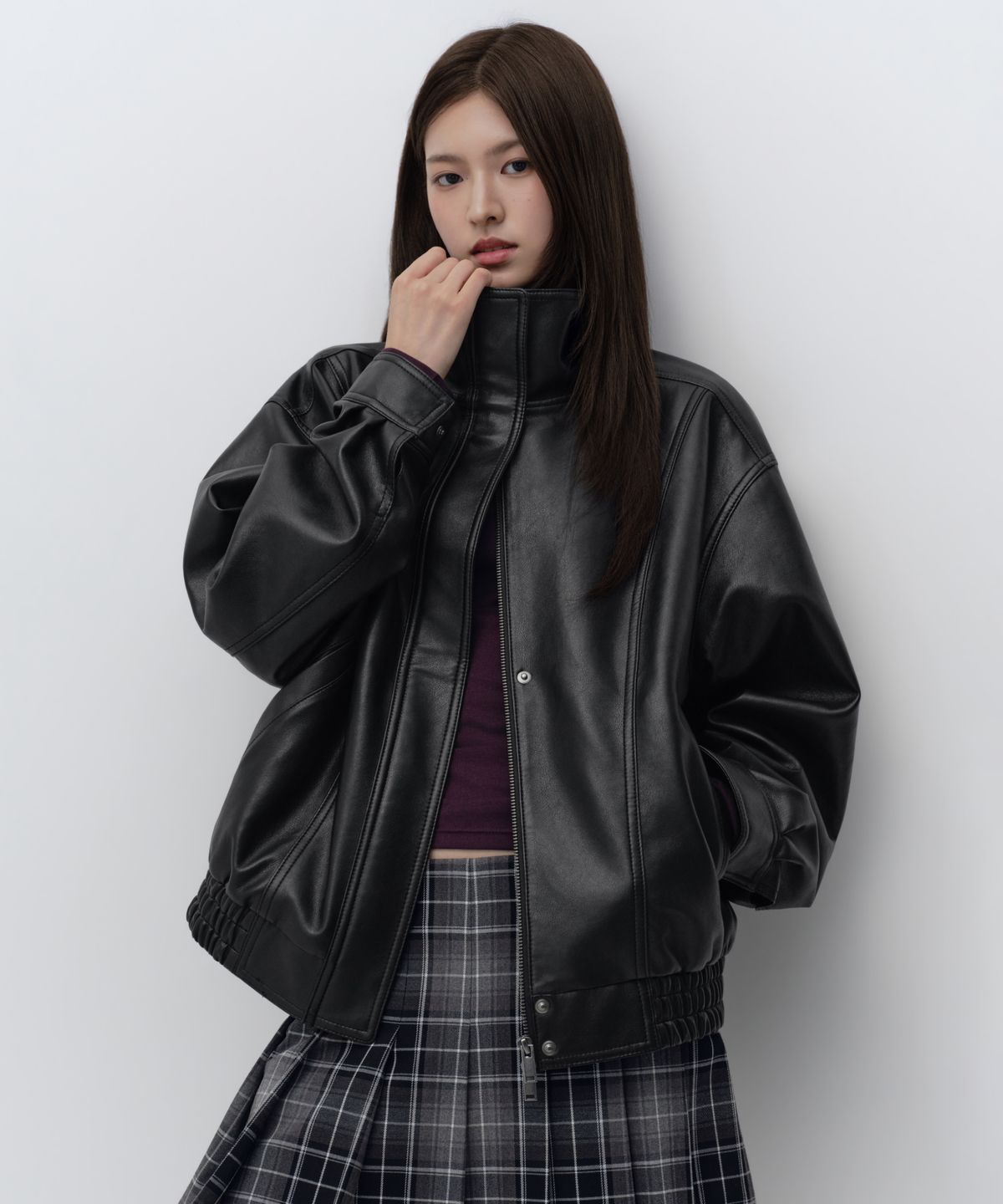 무신사 스탠다드 우먼(MUSINSA STANDARD WOMAN) 우먼즈 신세틱 레더 하이 넥 블루종 재킷 [블랙]