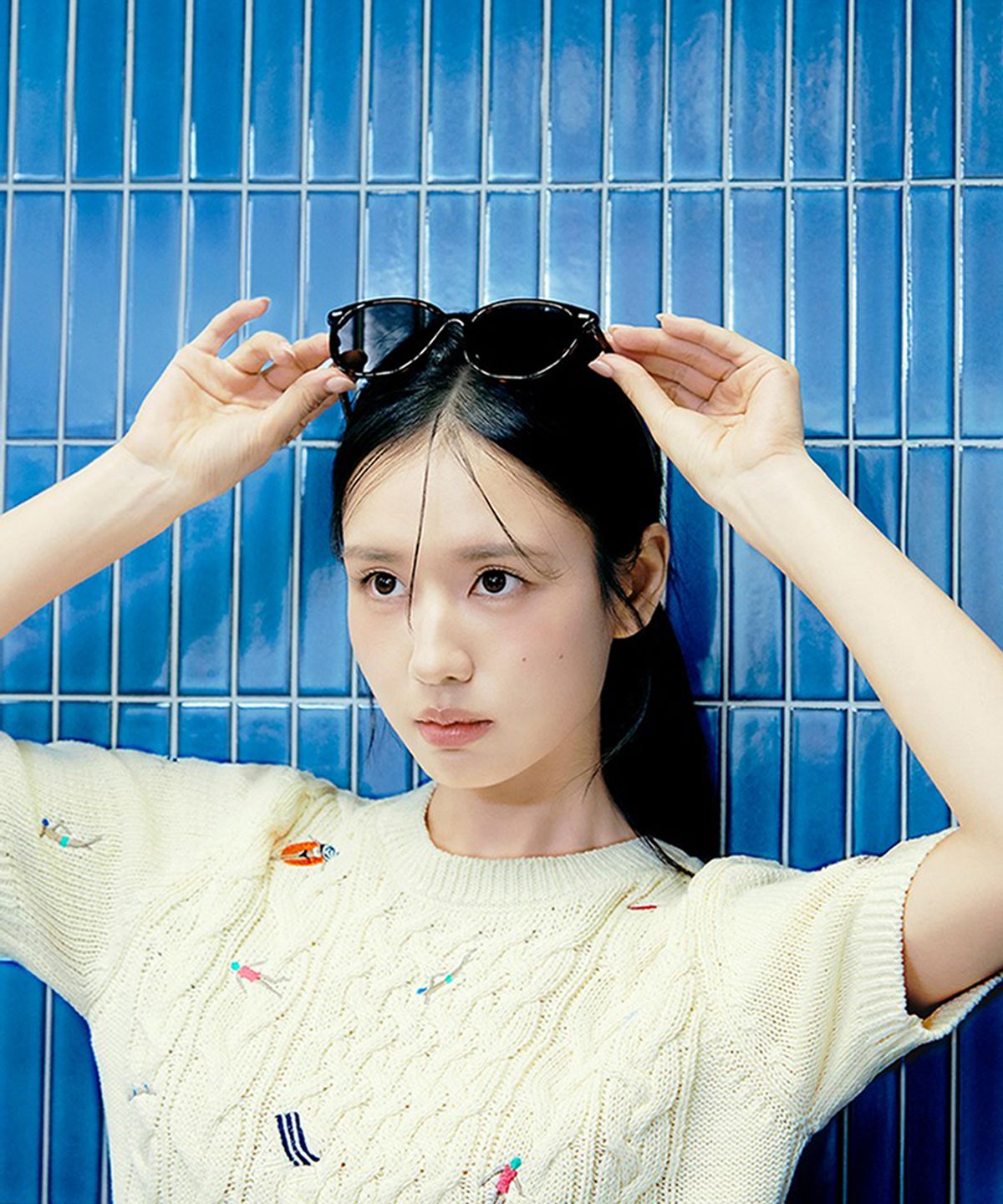 셀렙샵에디션(CELEBSHOP EDITION) 요시고콜라보 홀리데이 자수 풀오버