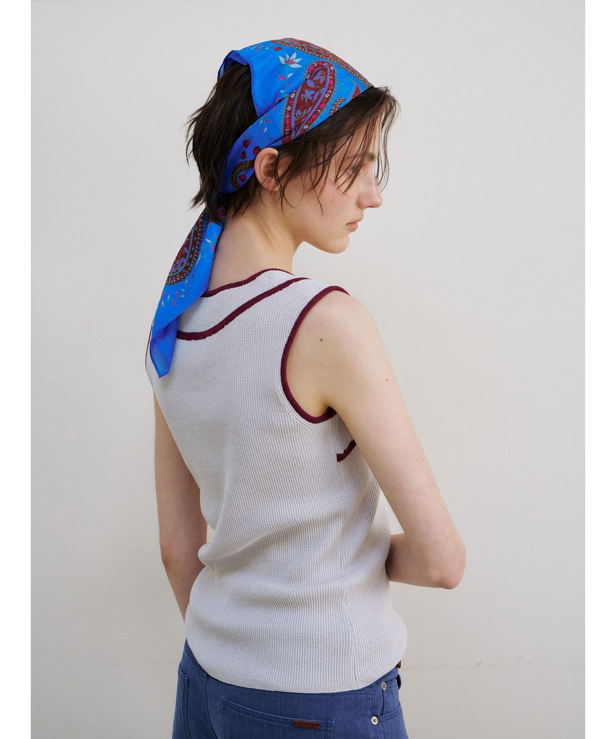 닌닛(NINNIT) Trimming sleeveless knit top (GREY)