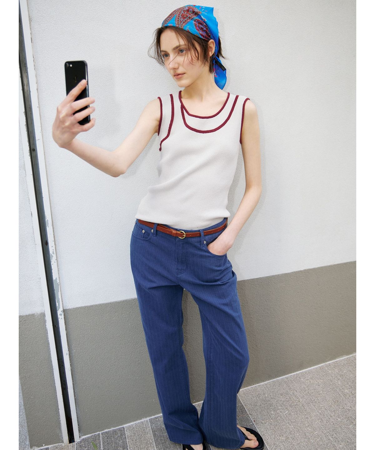 닌닛(NINNIT) Trimming sleeveless knit top (GREY)
