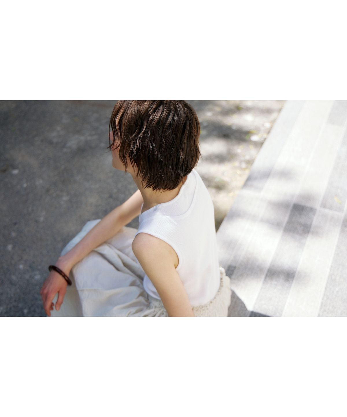 닌닛(NINNIT) Trimming sleeveless knit top (IVORY)