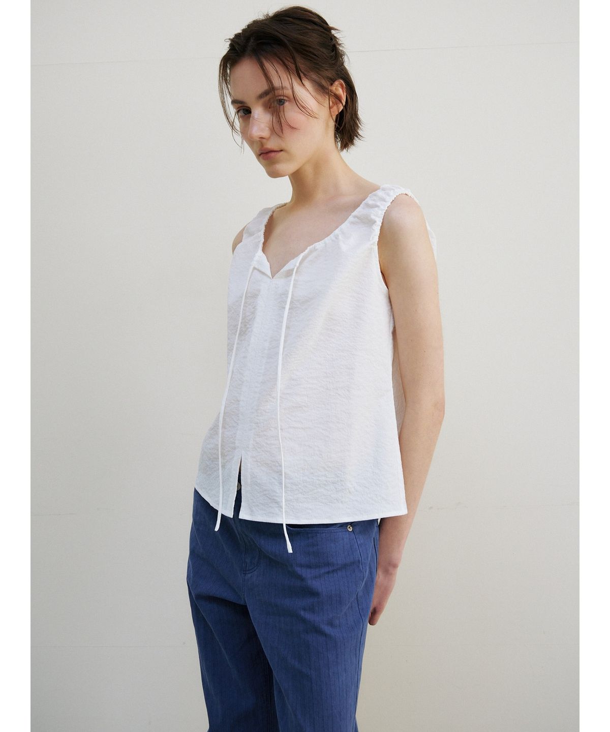 닌닛(NINNIT) Breeze tie blouse (WHITE)