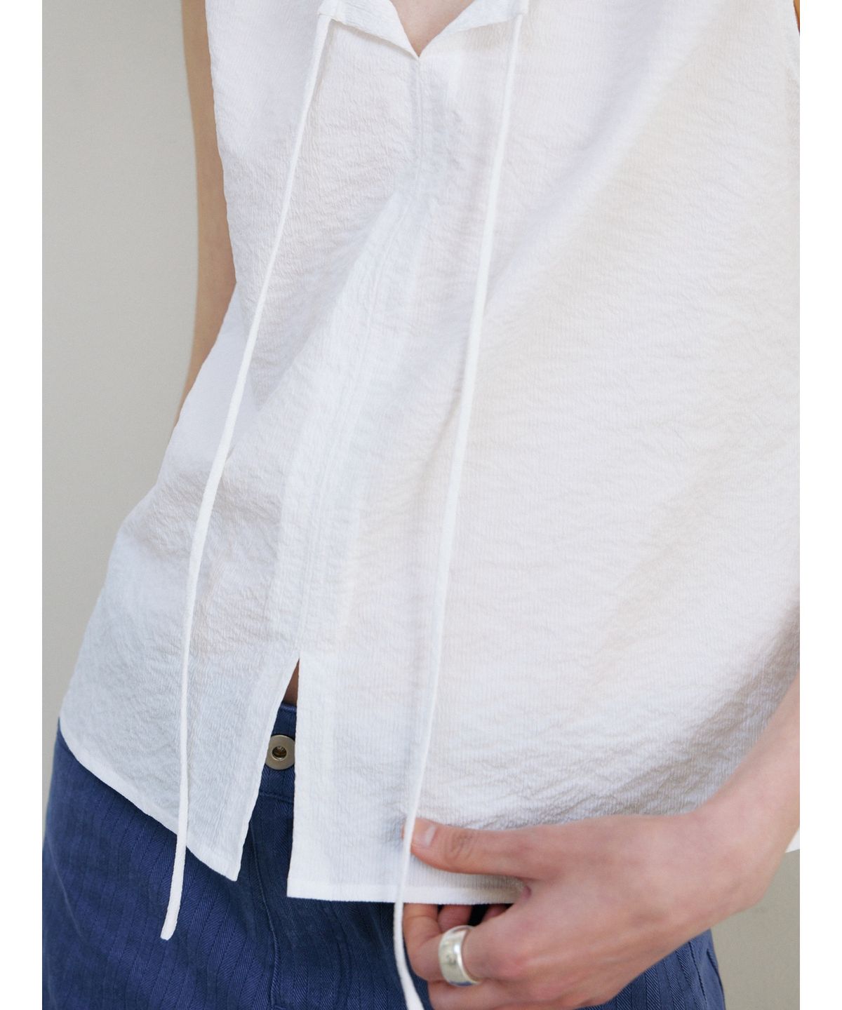 닌닛(NINNIT) Breeze tie blouse (WHITE)