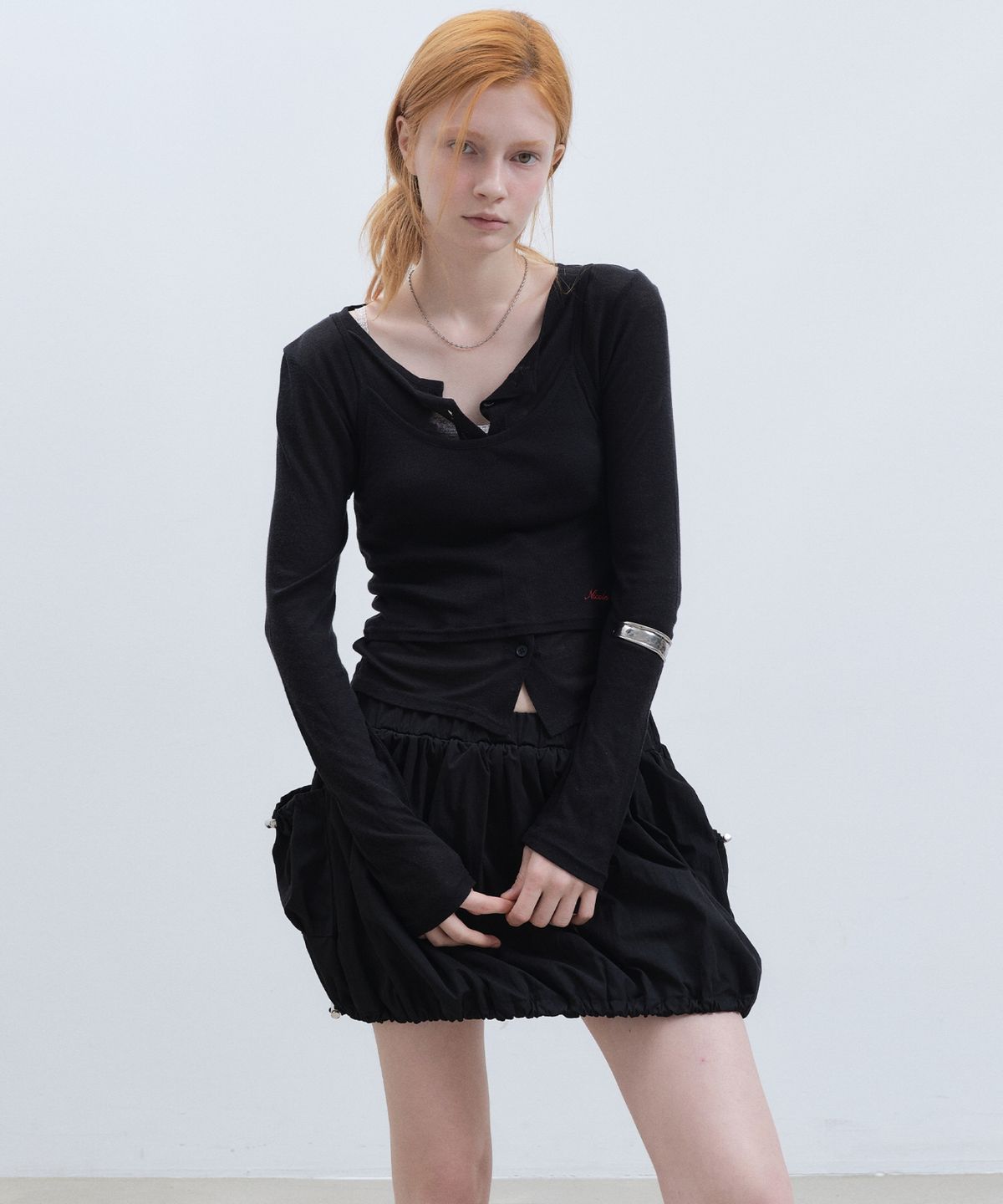 닉앤니콜(NICK&NICOLE) SIDE POCKET BALLOON SKIRT_BLACK
