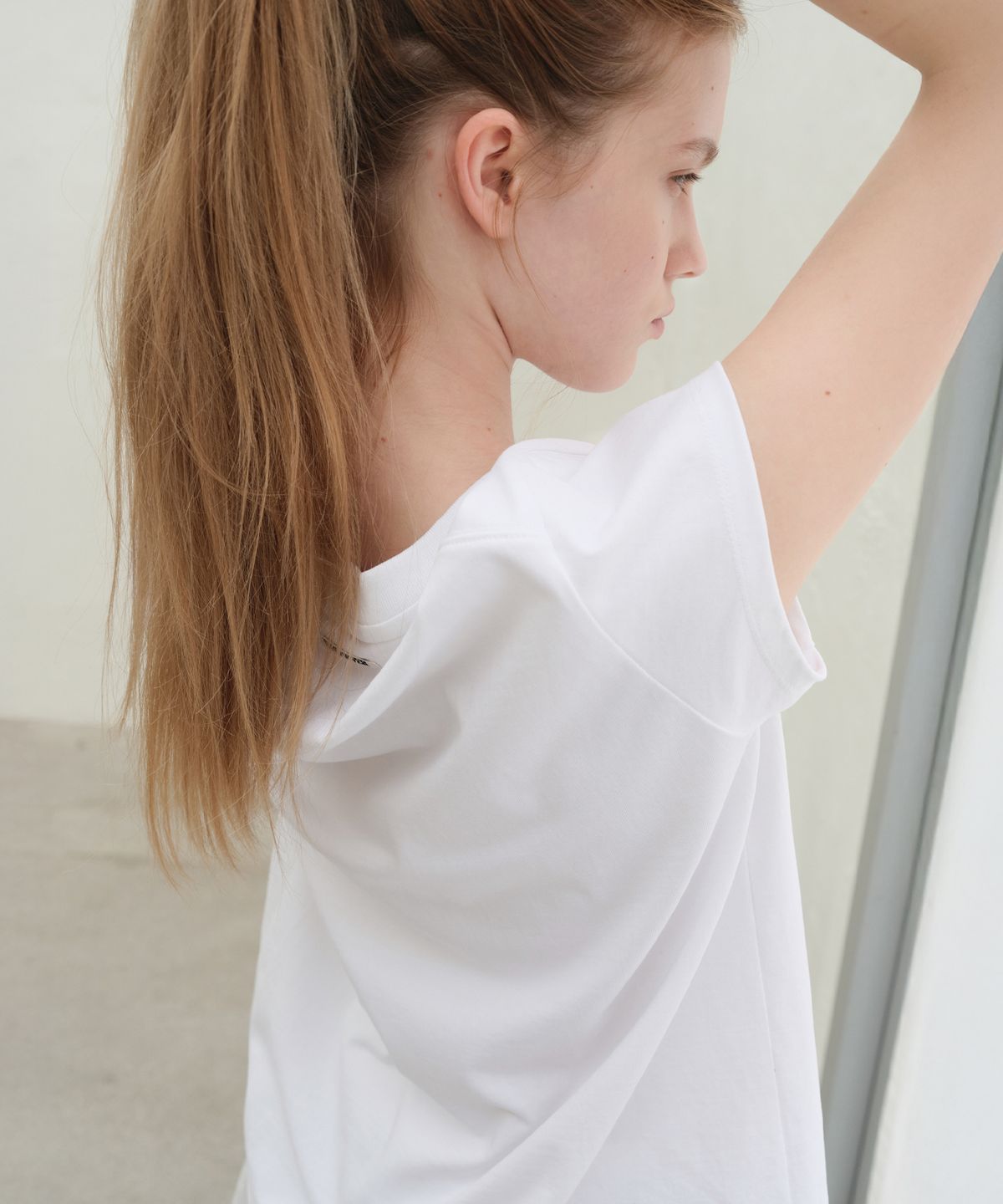 르바(LEVAR) Boyfit Cap Sleeve T-shirt - Snow White