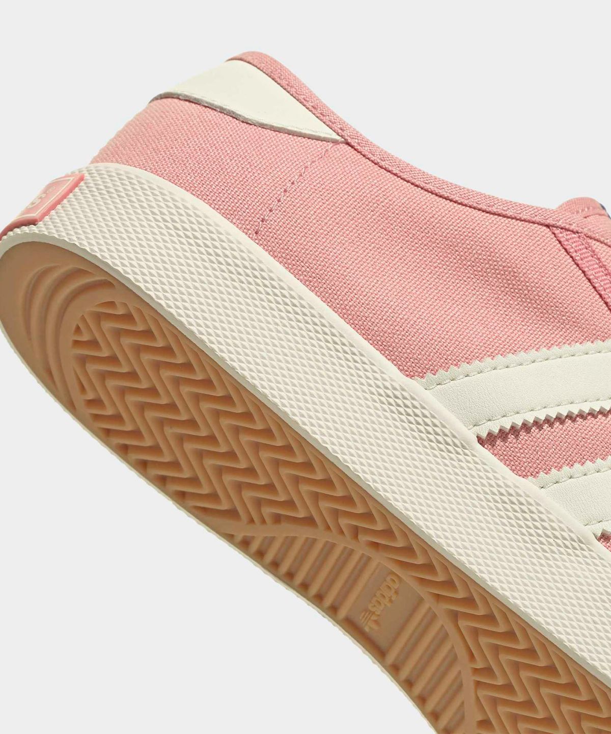 아디다스(ADIDAS) 니시 - 원더모브:화이트 / KK0358
