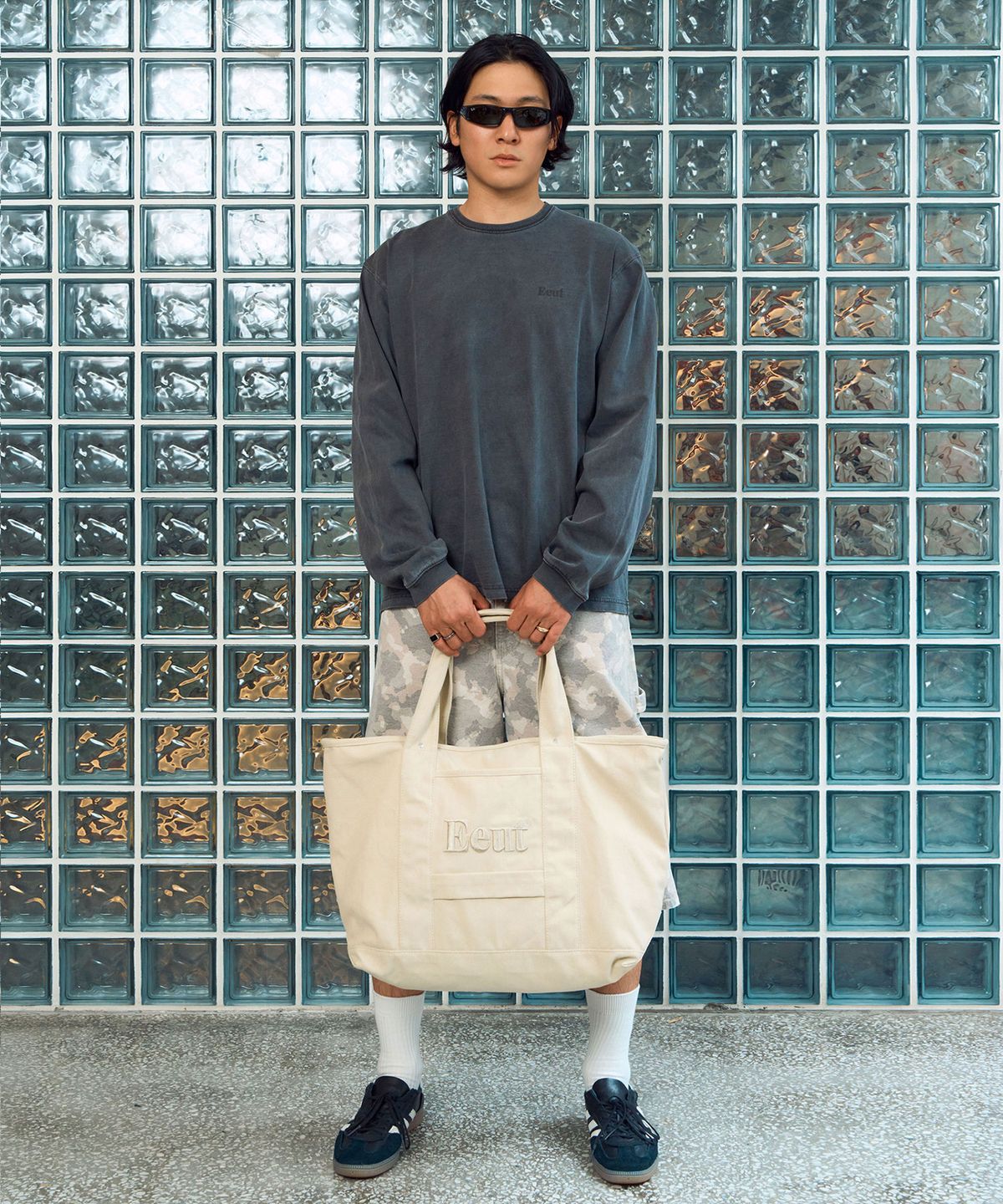 이우트(EEUT) CARRYALL OXFORD BAG / BEIGE