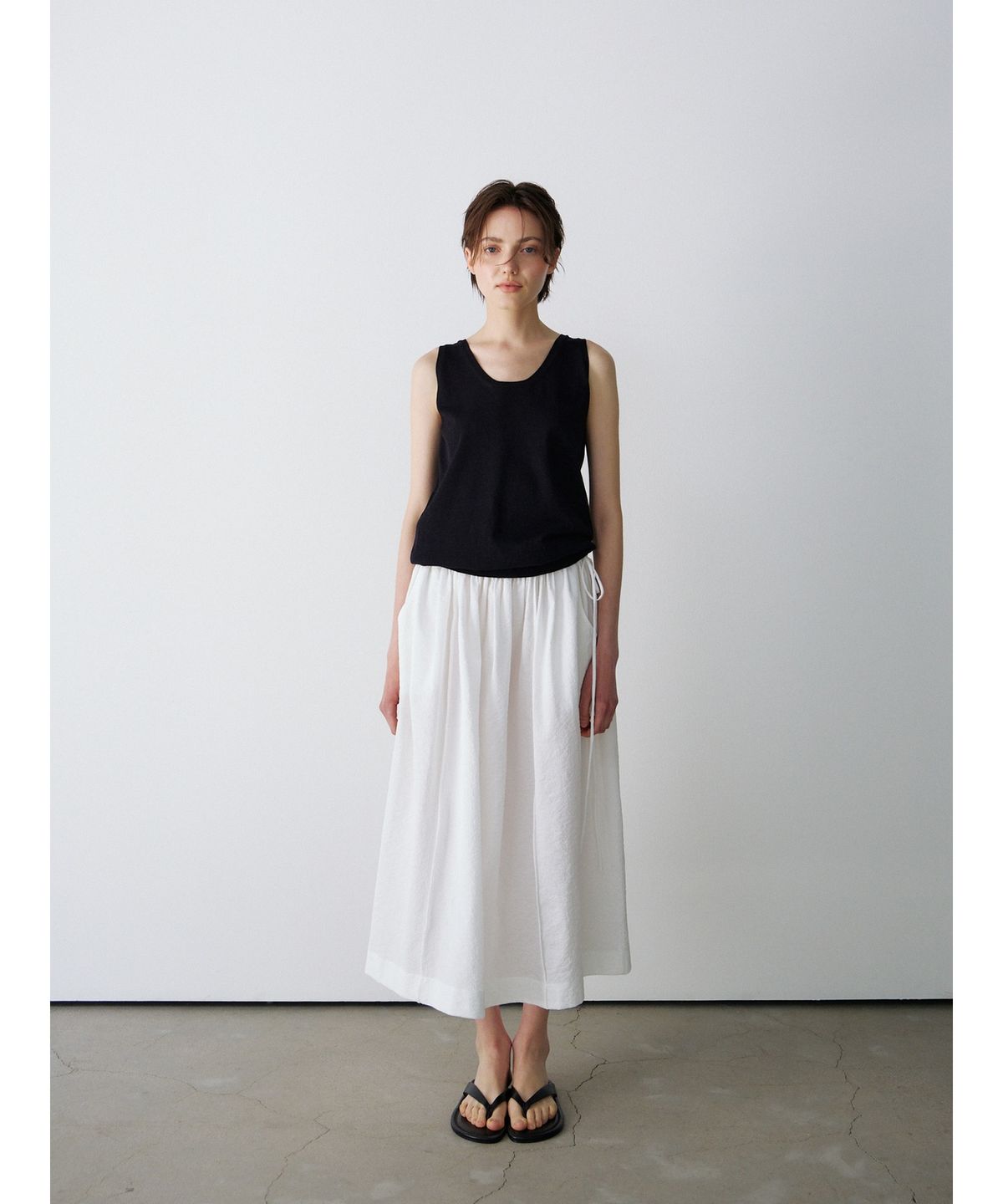 닌닛(NINNIT) Breeze banding skirt (WHITE)
