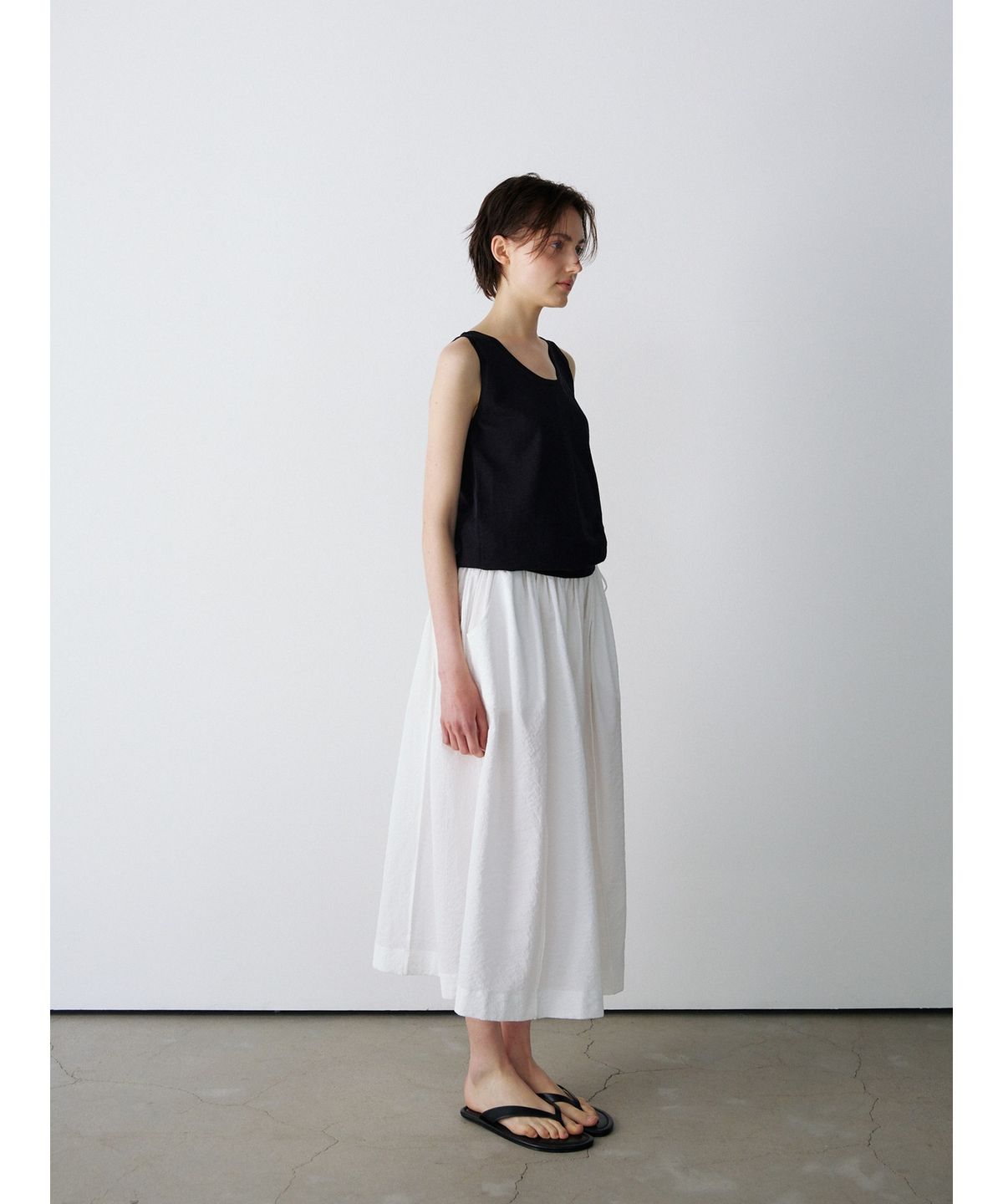 닌닛(NINNIT) Breeze banding skirt (WHITE)