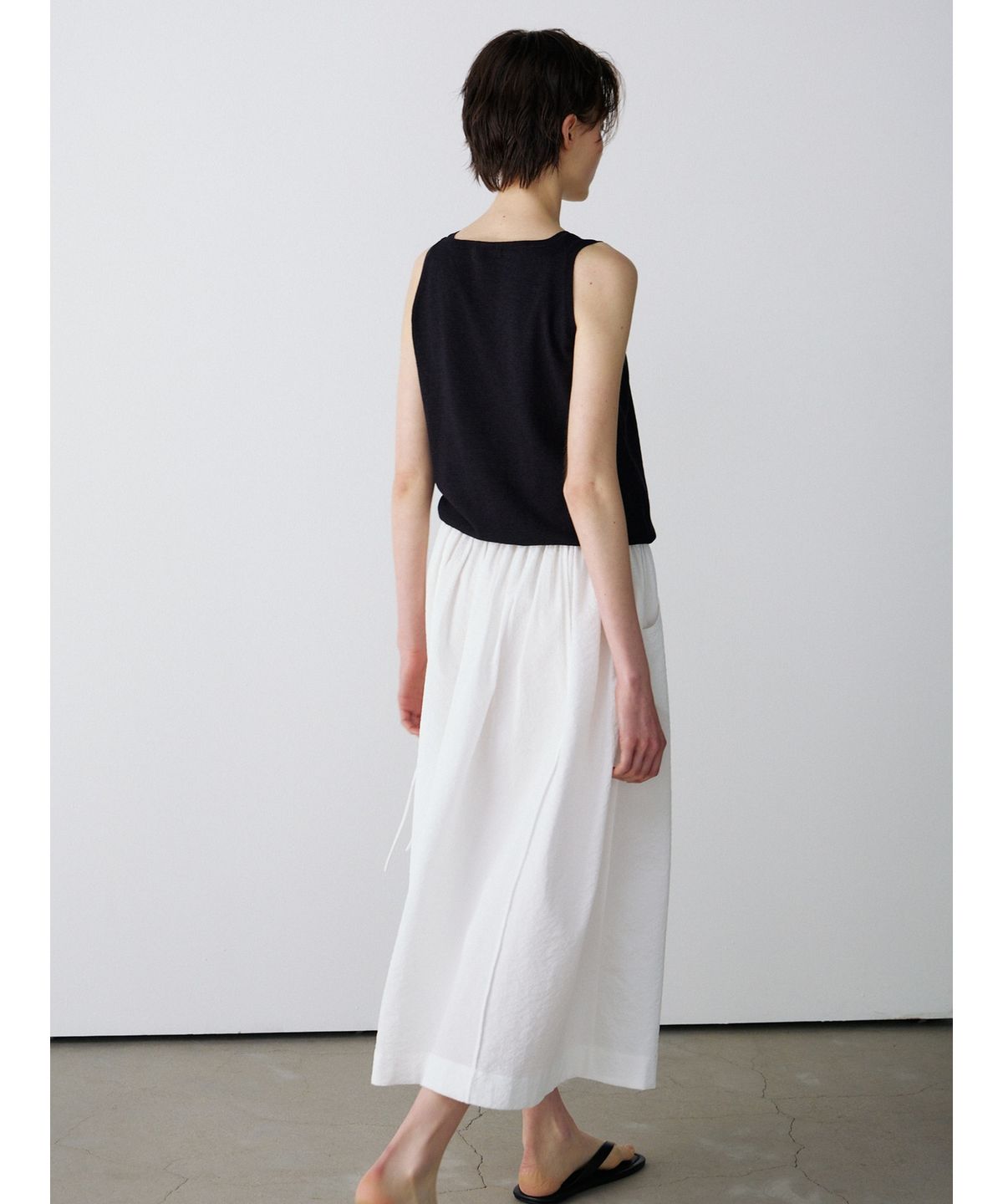 닌닛(NINNIT) Breeze banding skirt (WHITE)
