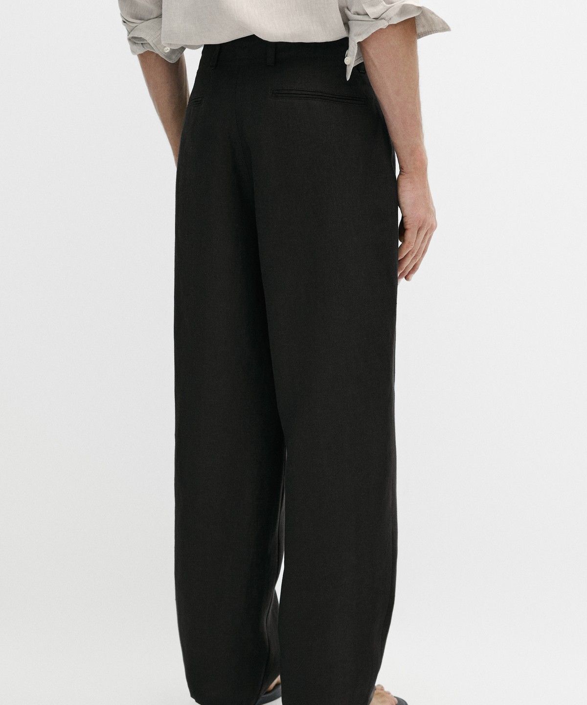 마시모두띠(MASSIMO DUTTI) 100% 린넨 핀턱 팬츠