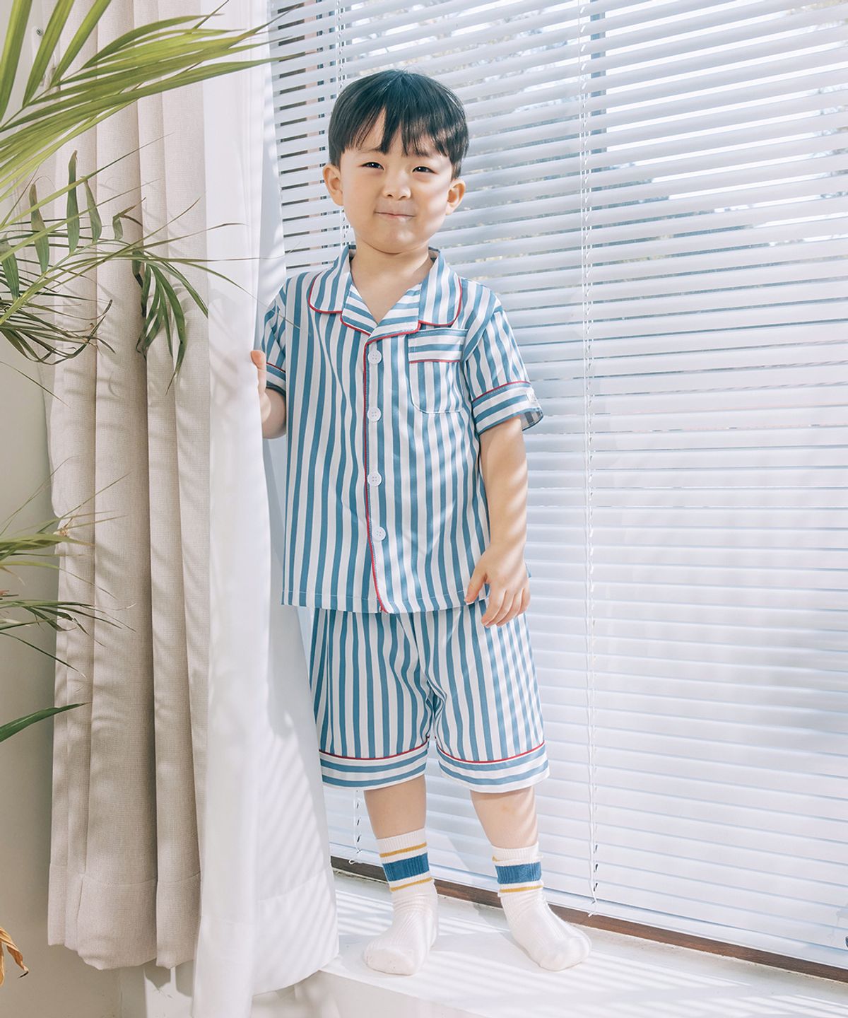 도씨 키즈(DOSSY KIDS) 실크핏 토브 반팔 키즈 잠옷 세트