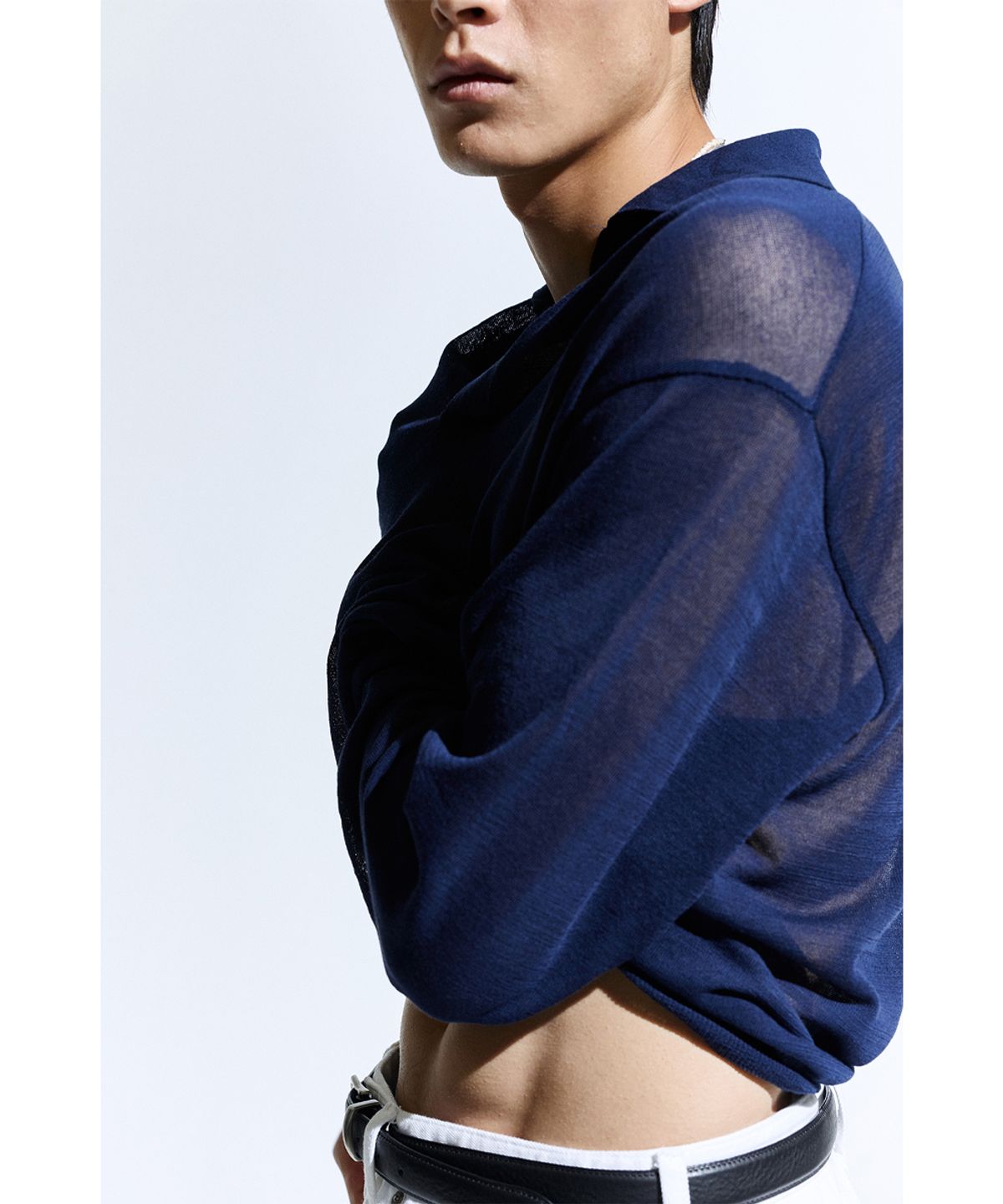 세비지(SAVAGE) Sheer Knit Pullover - Navy