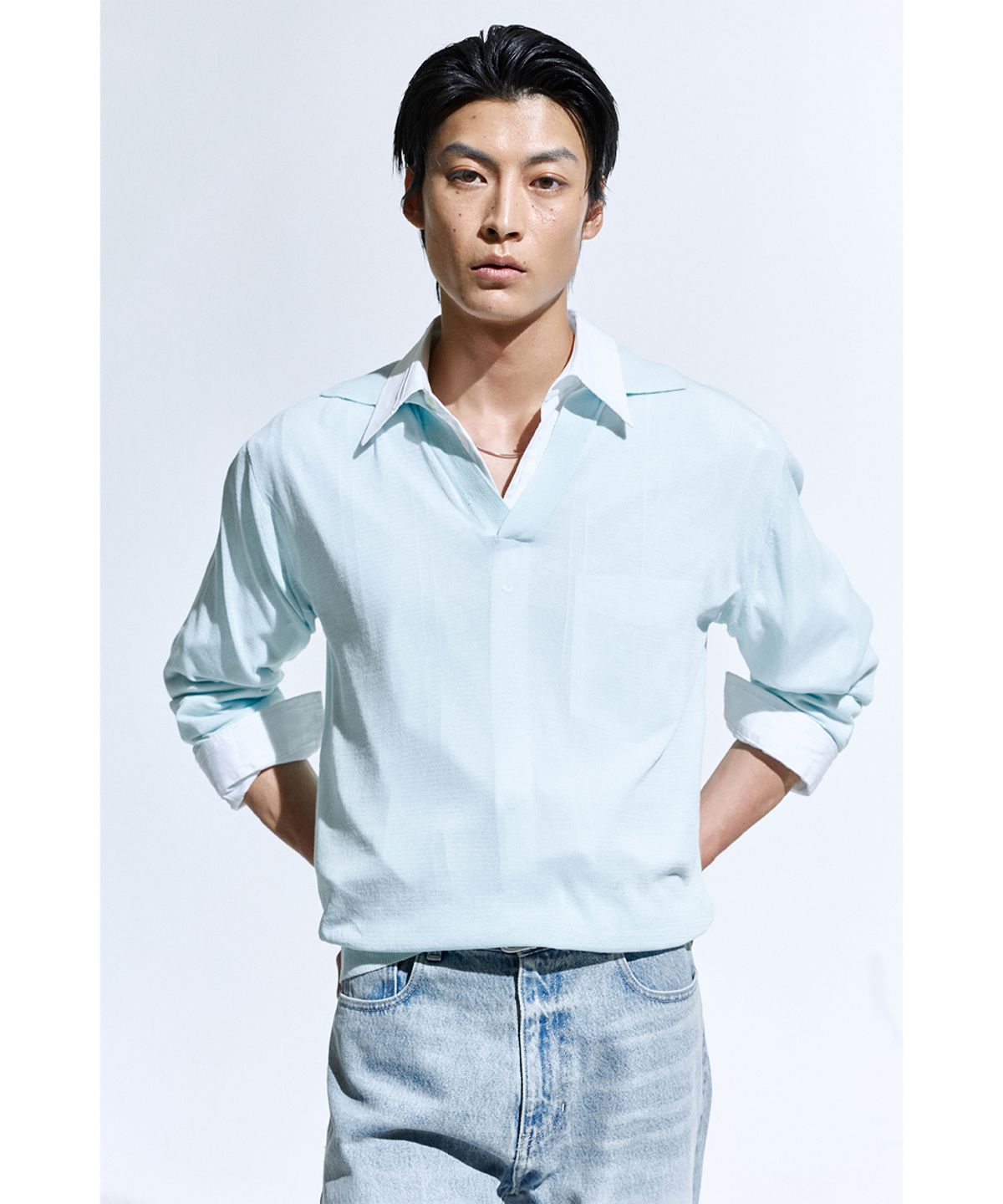 세비지(SAVAGE) Sheer Knit Pullover - Sky Blue