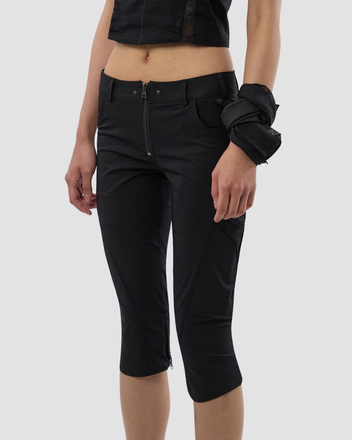미스테페넘(MYSTEPHENM) VOL. 4.5 Capri Pants BK