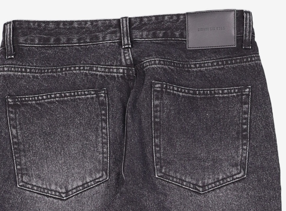 86로드(86ROAD) BLACK NORMAL CHIP / CROP TAPERED 30
