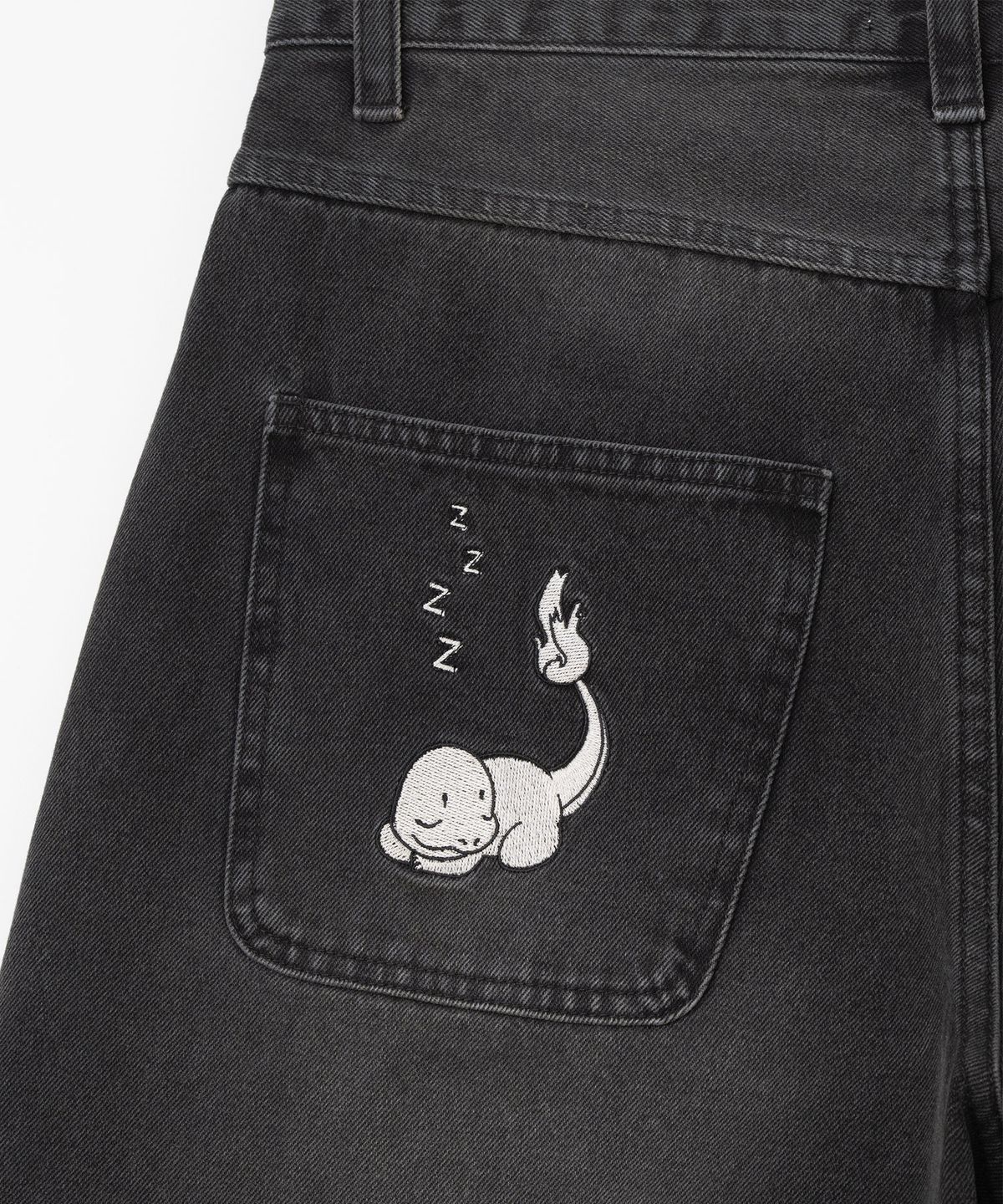 밀로 아카이브(MILLO ARCHIVE) [Pokémon] 슬리핑 데님 하프 팬츠 [데님 블랙]