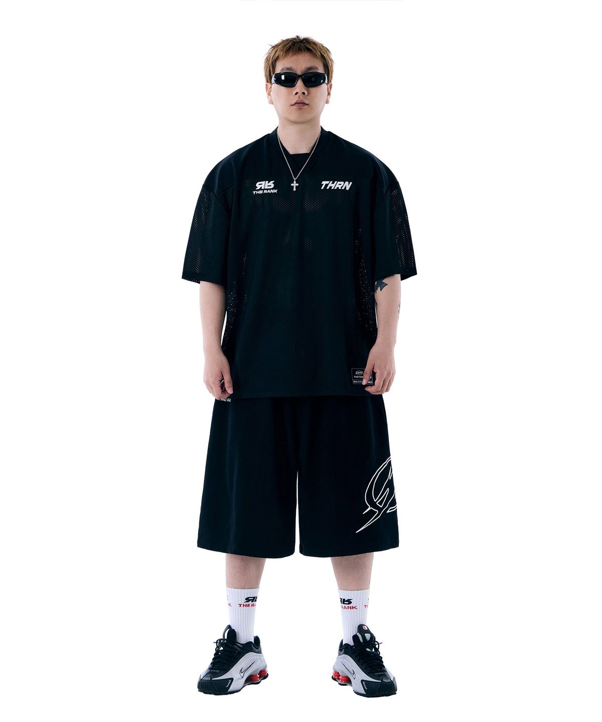 더랭크(THERANK) SIDE SYMBOL TUBULAR PANTS [BLACK]