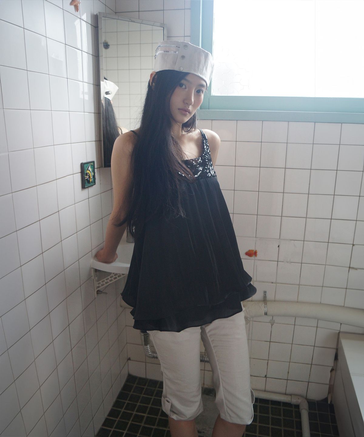 뮤즈뮤지엄(MUSEMUSEUM) Sequin Satin Dress - Black