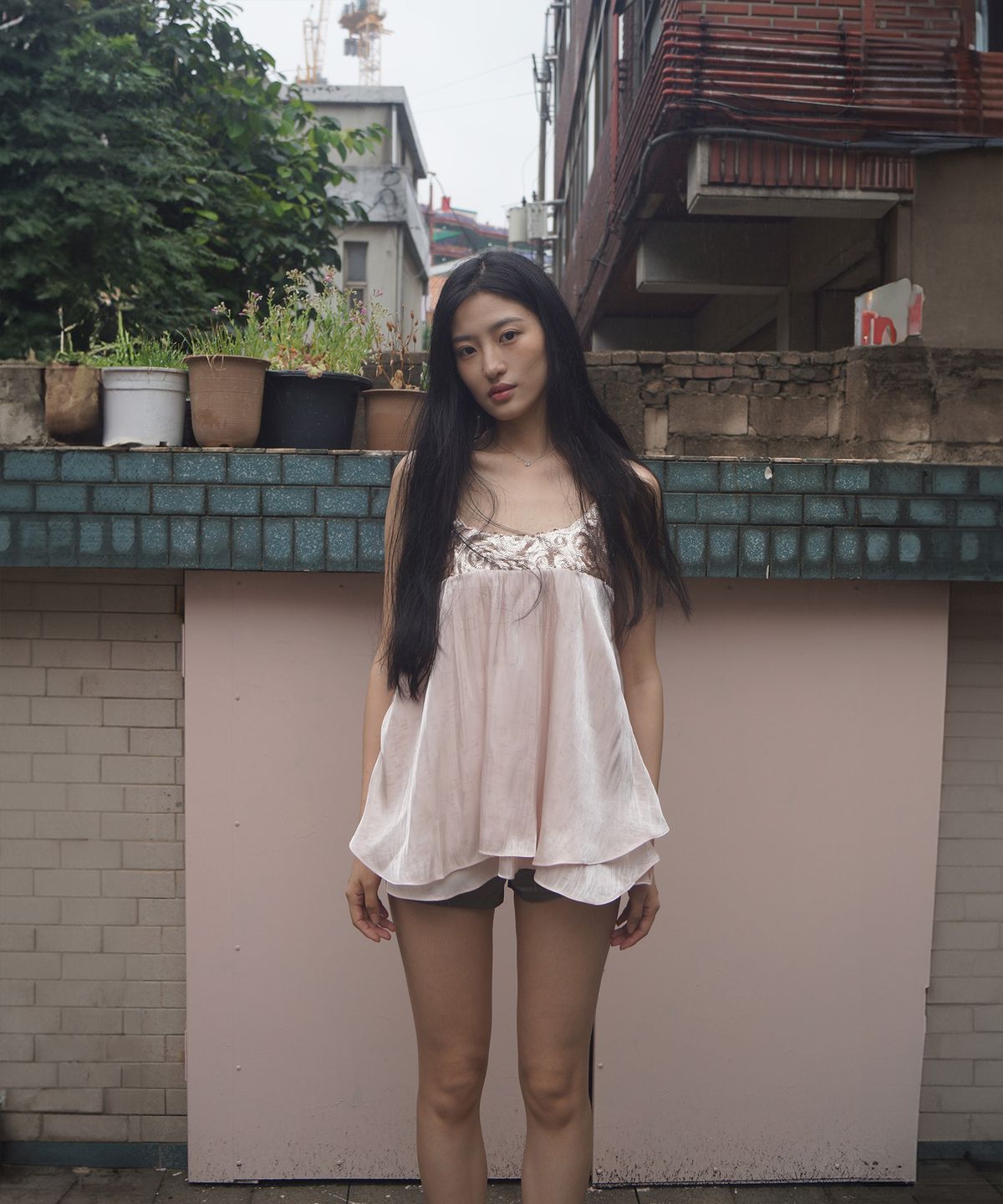 뮤즈뮤지엄(MUSEMUSEUM) Sequin Satin Dress - Pink