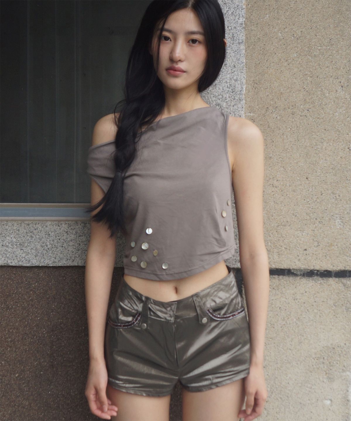 뮤즈뮤지엄(MUSEMUSEUM) Beaded Pearl Shorts - Brown