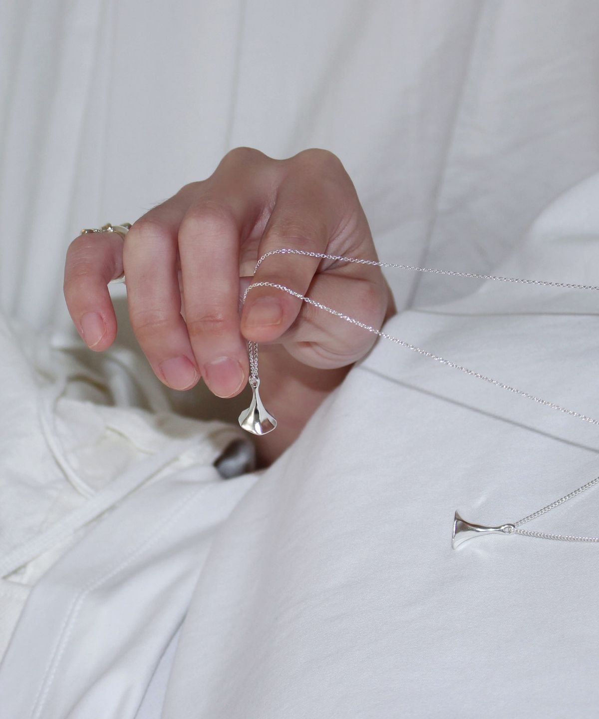 초록(CHOROCK) A NECKLACE