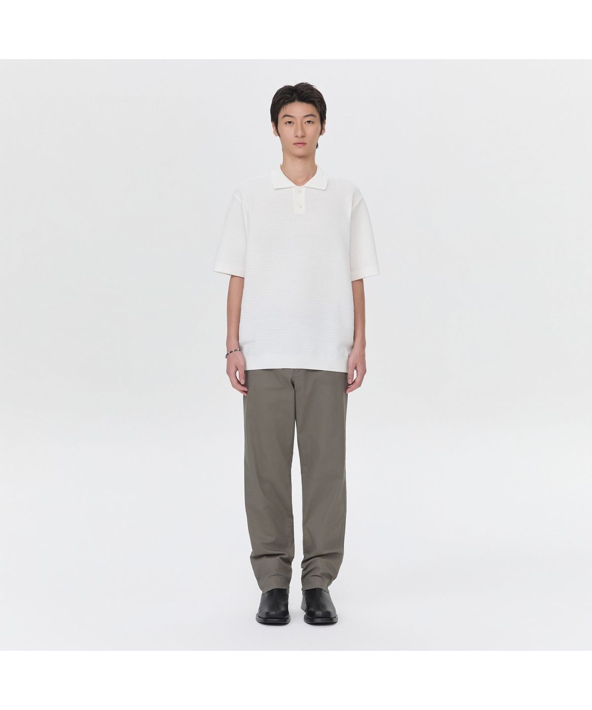 커스텀멜로우(CUSTOMELLOW) Ivory Stripes Textured Collar Sweater CWWAM26411IVX