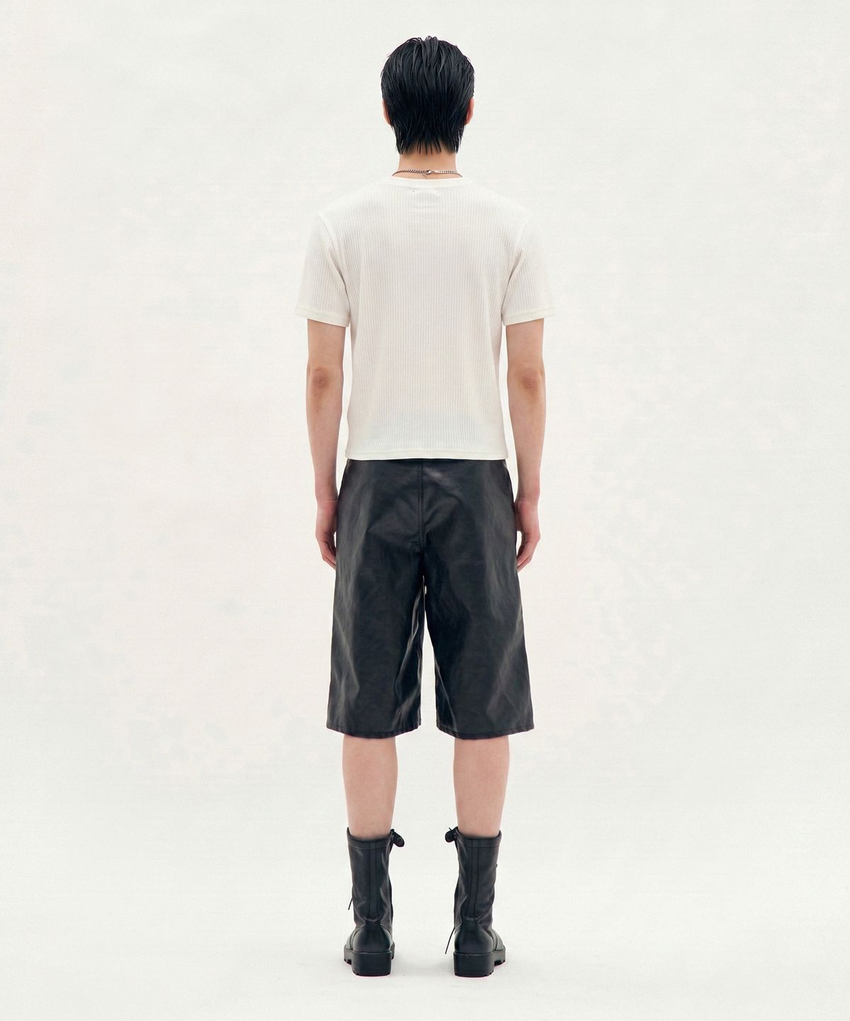 피알씨에스에스(PRCSS) Refined Henley Tee - White