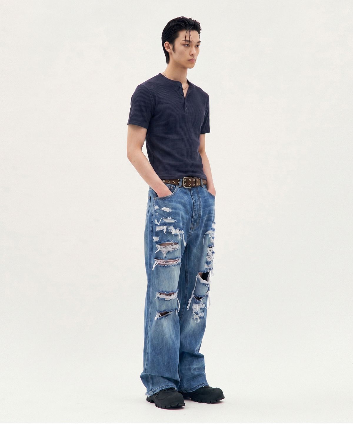 피알씨에스에스(PRCSS) Refined Henley Tee - Navy