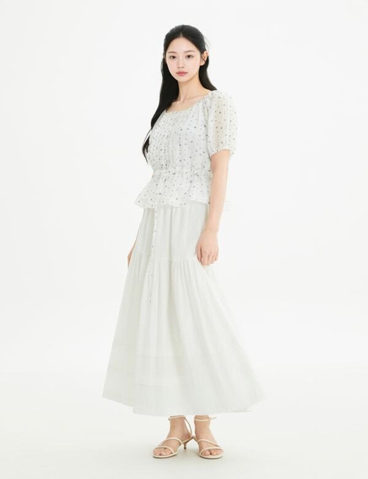 로엠(ROEM) RE 플라워 프린팅 블라우스(RMBLG25R14) RMBLG37RT3