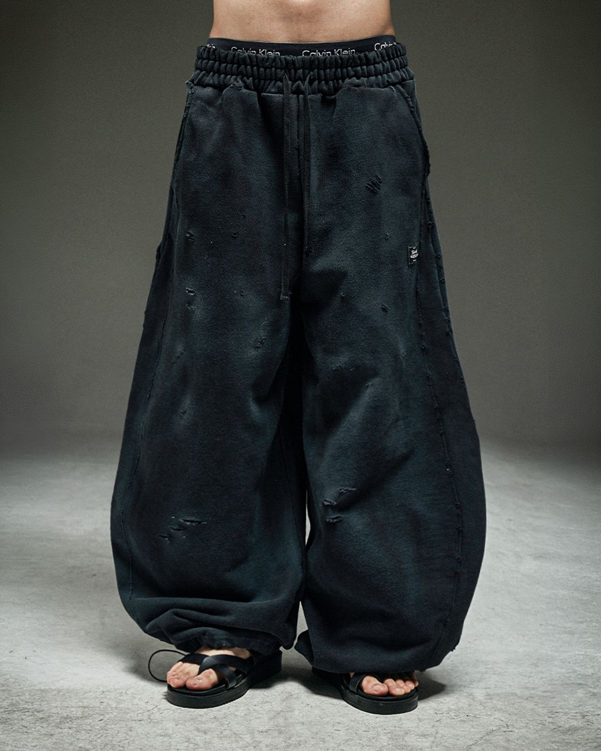뭉(MWOONG) Destroyed P dusty black B