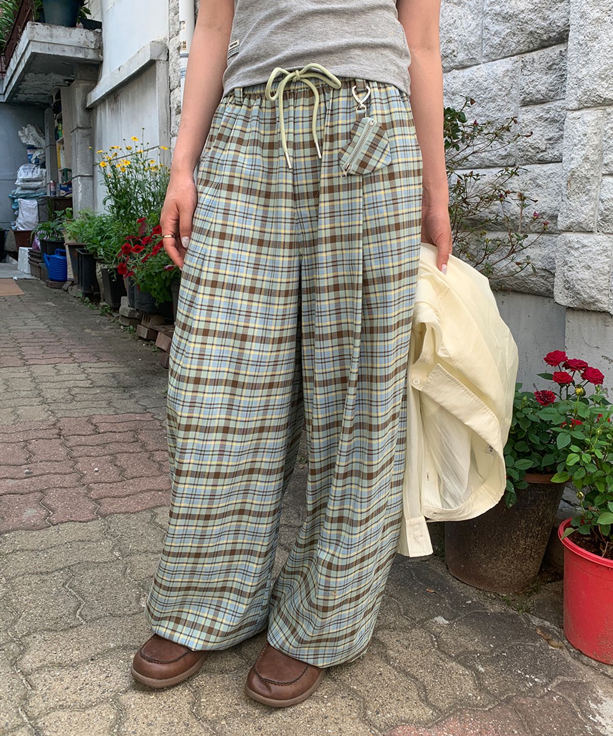 론론(RONRON) HEART KEYRING CHECK JOGGER PANTS MINT