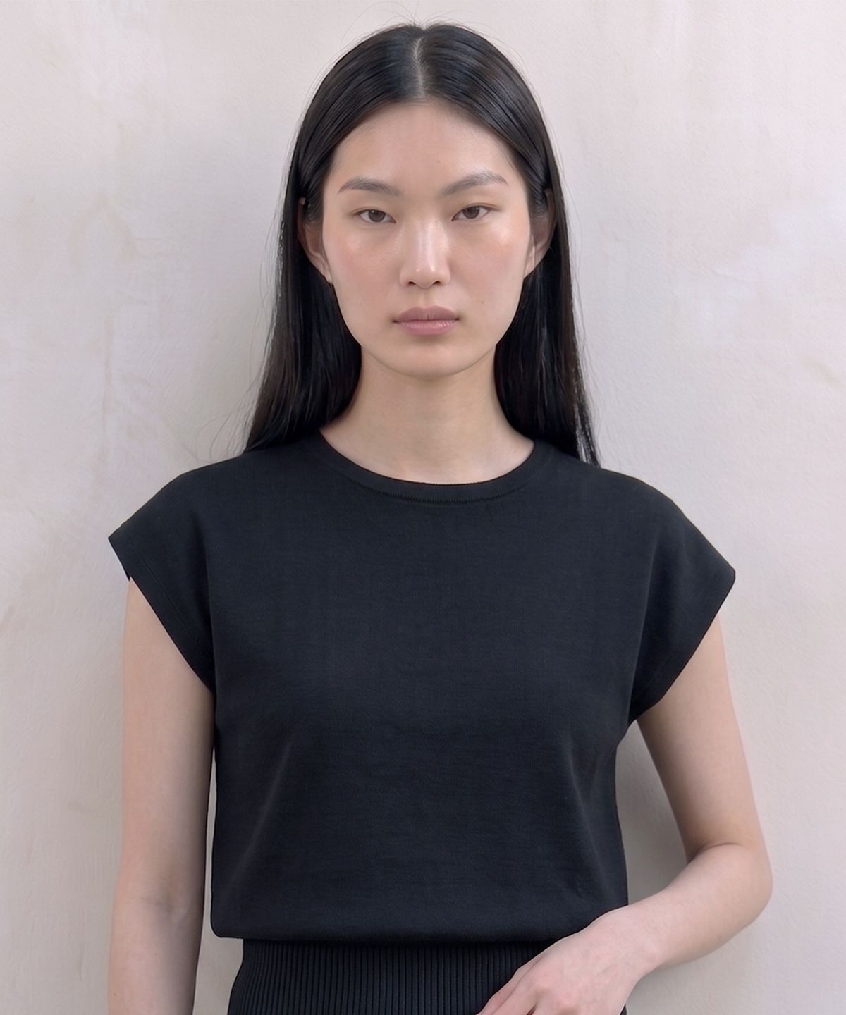 킴도(KIMDOH) Arlo Ribbed Round Cap Top Black