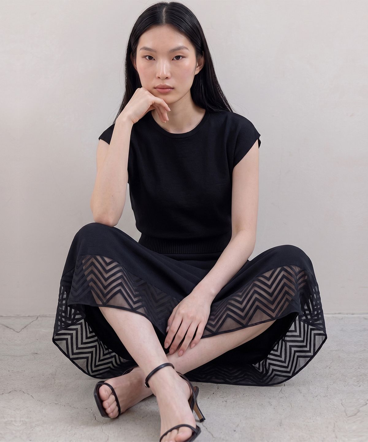 킴도(KIMDOH) Arlo Ribbed Round Cap Top Black