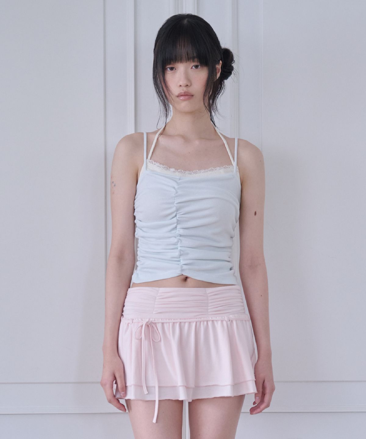 서울리(SEOULI) LAYERED LACE SHIRRING TOP [SOFT MINT]